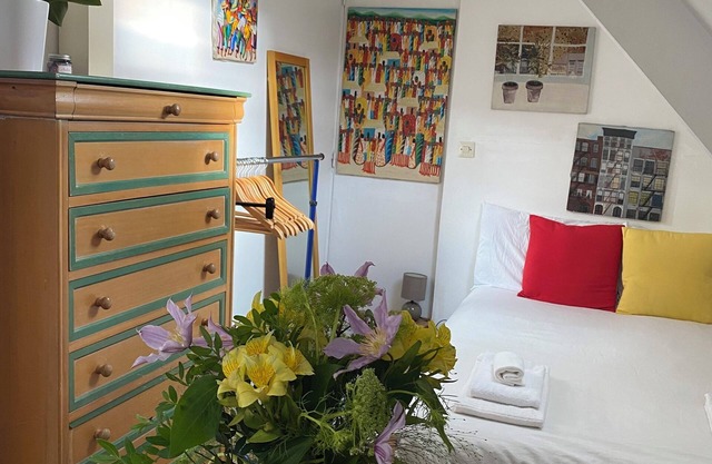 Romantic Studio Marais Historical Center Paris