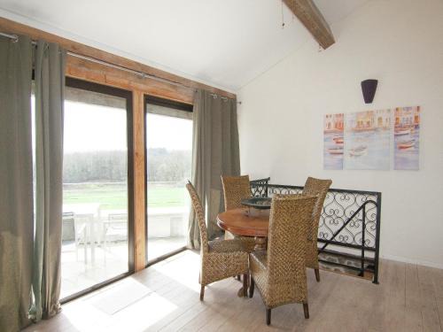 Romantic Tower in Dordogne with Rooftop Terrace, cleaning included