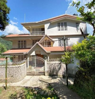 Ronglyang Villa Homestay Near MG Road