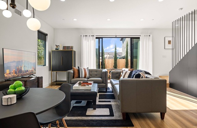 Rooftop 3BR/2.5BA Home with DTLA Views - Steps from Echo Park & Dodger Stadium!