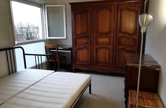 Room 15 minutes from CDG airport and 20 minutes from Paris
