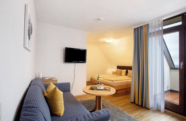 Room '5' with Shared Garden and Wi-Fi