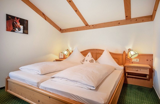 Room 'Doppelzimmer 1' with Shared Garden