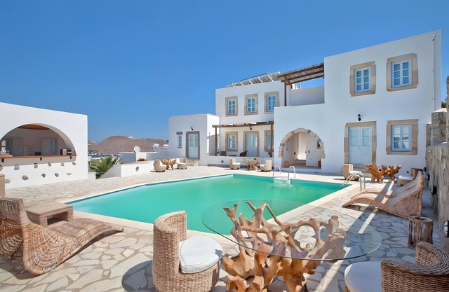Room 'Double Sea View No 3' with Sea View, Wi-Fi and Air Conditioning