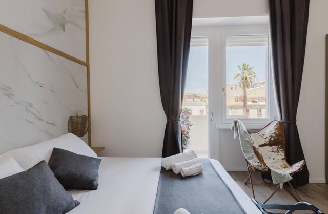 Room 'Family Suite' with Private Terrace, Wi-Fi and Air Conditioning
