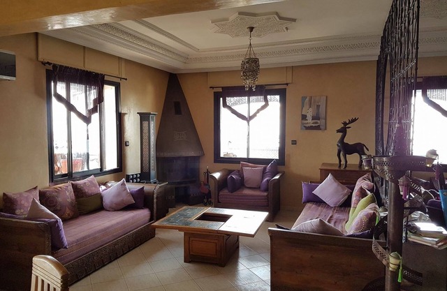 Room for rent in a family apartment (2nd)