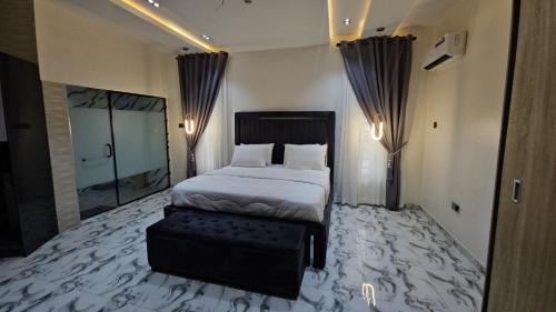Room in eleko