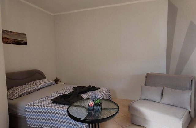 Room nr. 2 for three people