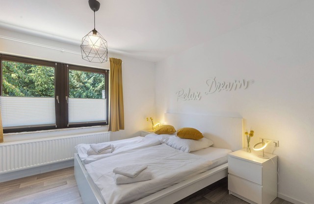 Room 'Sunshine' with Shared Terrace, Shared Garden and Wi-Fi