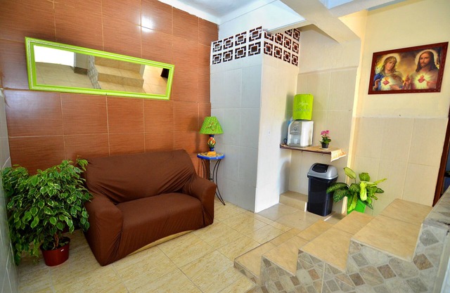 Room with Balcony and Bathroom at Hotel Frei Galvão (hotelfreigalvao. Com. Br)