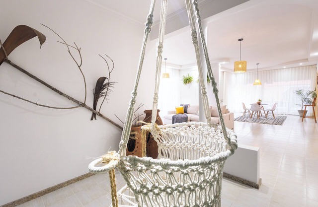 ROOTS HOUSE