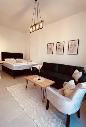 Rosa Canina, Stylish & Brand New Apartment