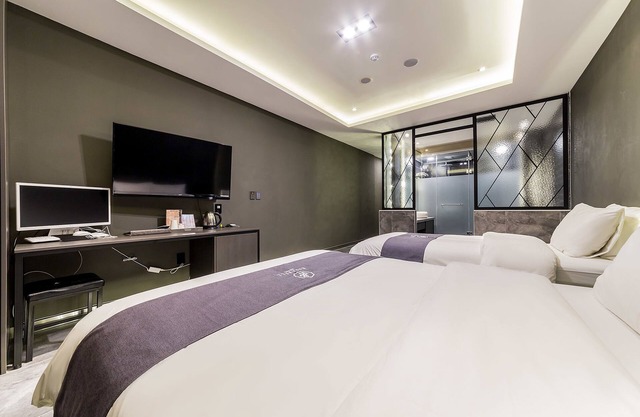 Rosabell Hotel