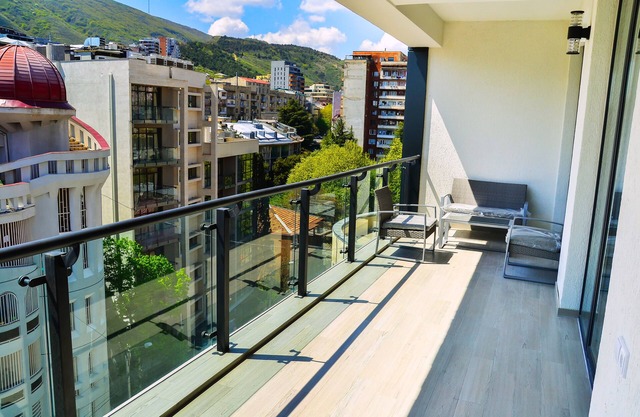 Round Park Apartment