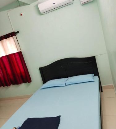 Royal 2 Bed Room Apartment -Opp Mattuthavai Bus stand Madurai
