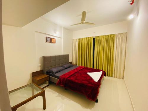 Royal Nest - Just 1 Km from Airport
