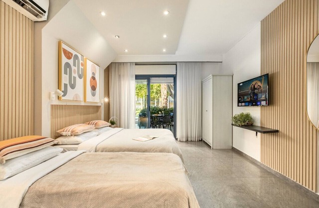 Royal Park Resort Studio 23