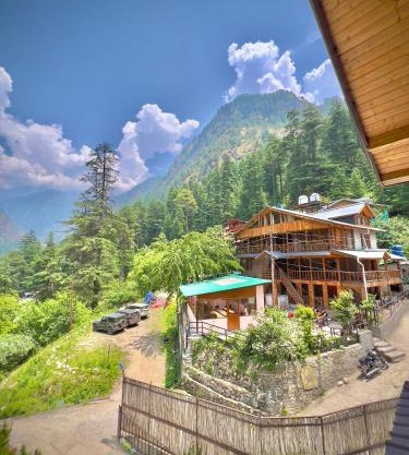 Royal Star Kasol