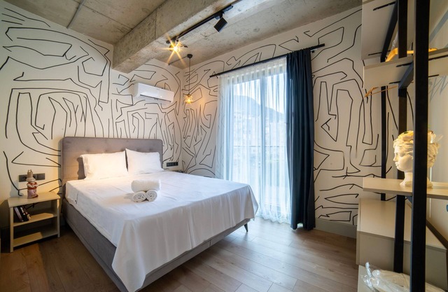 Rudblu Suites