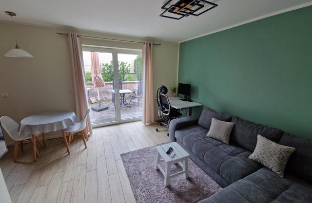 ruhige Einliegerwohnung+Terrasse