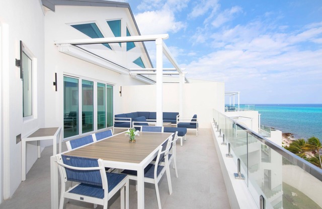 Rum Point Resort #504 3BR Penthouse
