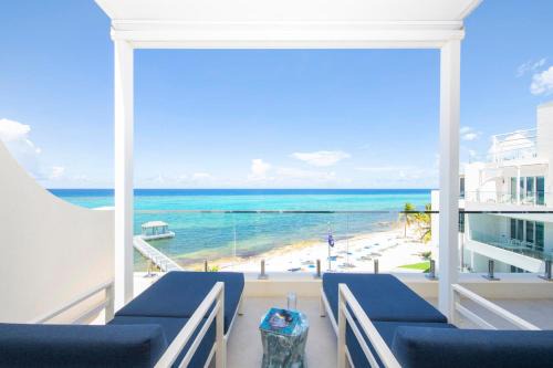 Rum Point Resort 403