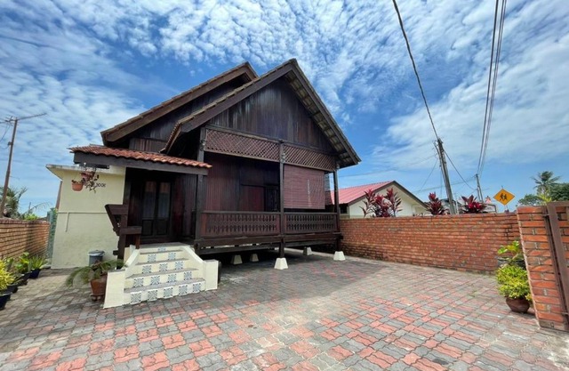 Rumah Rehat Anjung Melayu Muslim