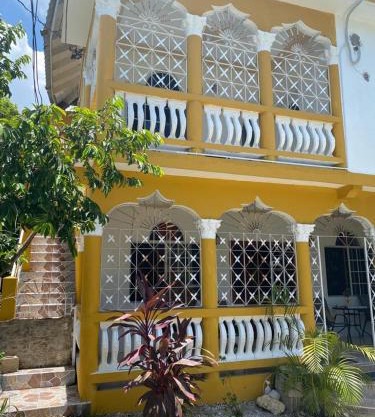 Runthings Hideaway Stay Negril
