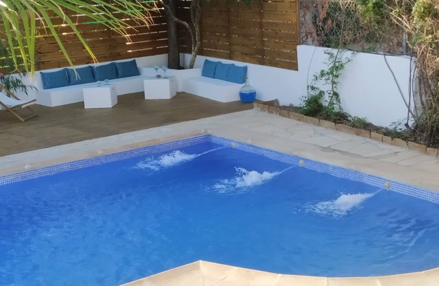 Rustic accommodation, House Museum. Pool & BBQ