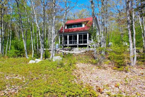 Rustic Chic Maine Cabin @ Diagonair near Sedgwick, Maine