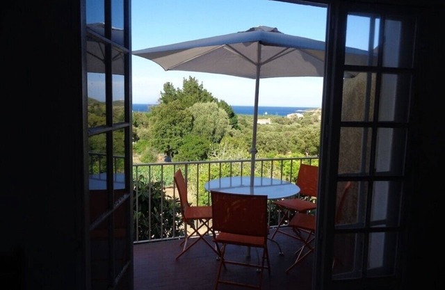 Sea view apartment