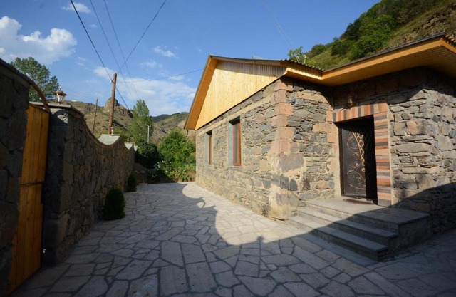 S & M Guest House