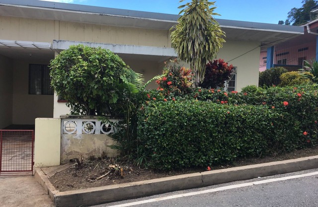 Safe and secure one bedroom house in residential Sanora Park, West of Glenco