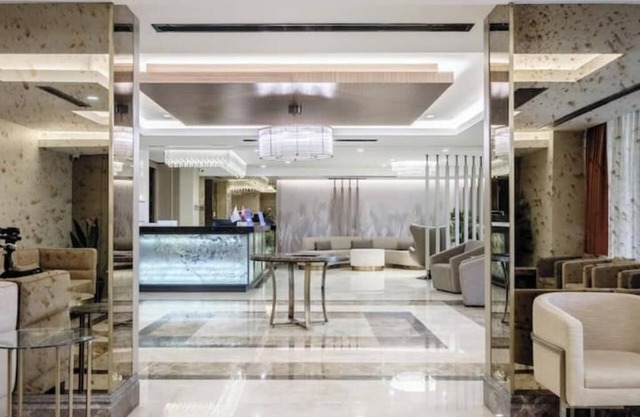 Sage - Gorgeous Modern 1BR Condo w/ Parking & Gym