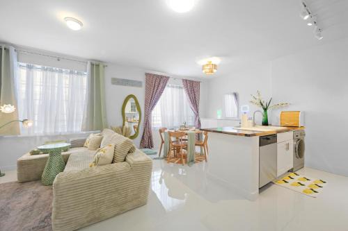 Sage on Ocean Drive Apartments