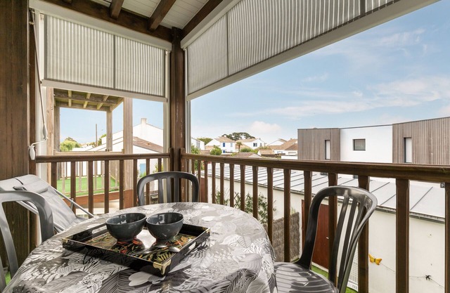 Saint Gilles - Flat 4 people - 600m from the quays