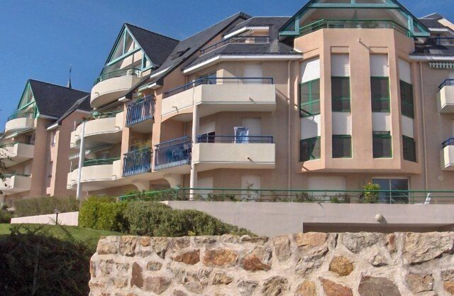 SAINT MARC SUR MER downtown near the beach