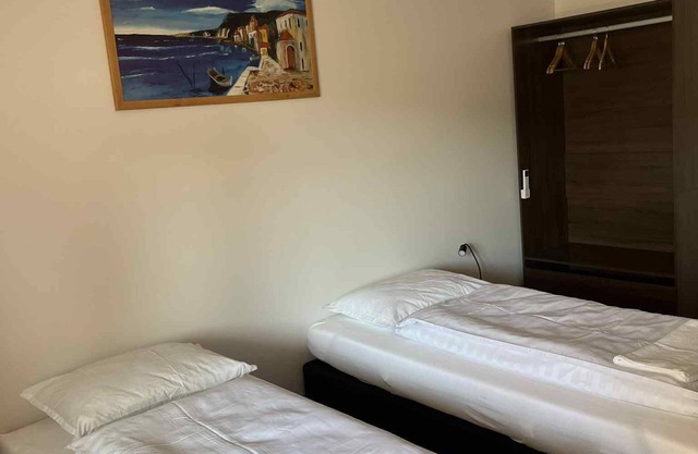 Saját fürdővel, ingyenes parkolás és Wifi. Grillezési lehetőség az udvarban,