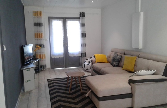 Salazie vacation rental renovated charming house