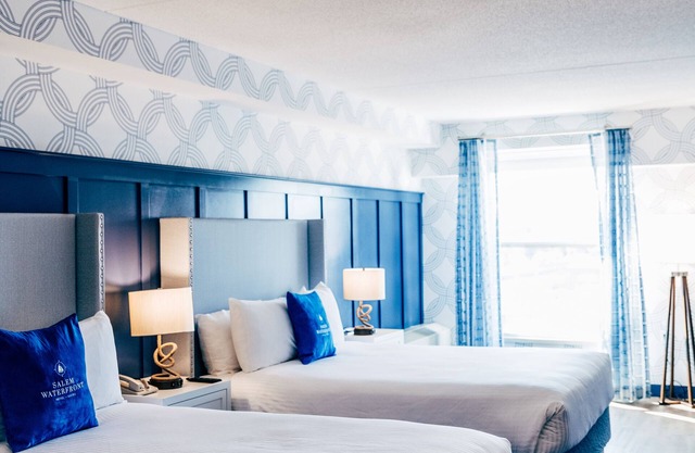 Salem Waterfront Hotel & Suites