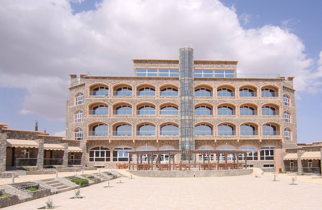 Sama Hotel