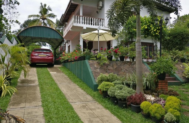 Samanala Garden Holiday Home