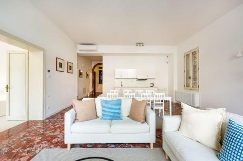 San Felice Elegant by Sarlux