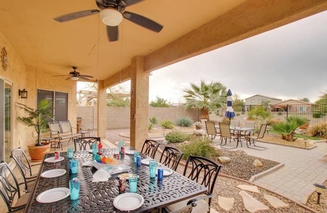 San Tan Mountain Escape w/Patio & Pool Access!
