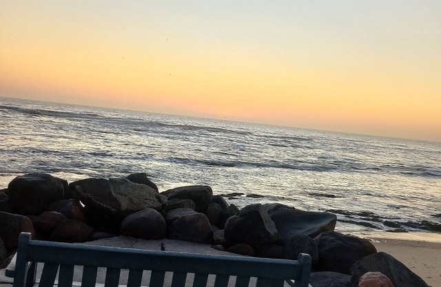 Sand & Sea Self-Catering Accommodation nlocated in proximity of the main beach