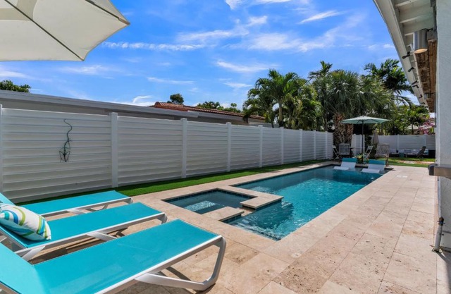Sandcastles & Sunshine at Towering Palms of Wilton Manors residence