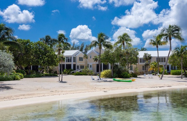 "Sandy Bottom" - 2 Bedroom Villa On The Beach At Gardens Of The Kai#5