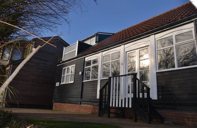 Sandy Lodge - Detached Seaside House with amazing views.