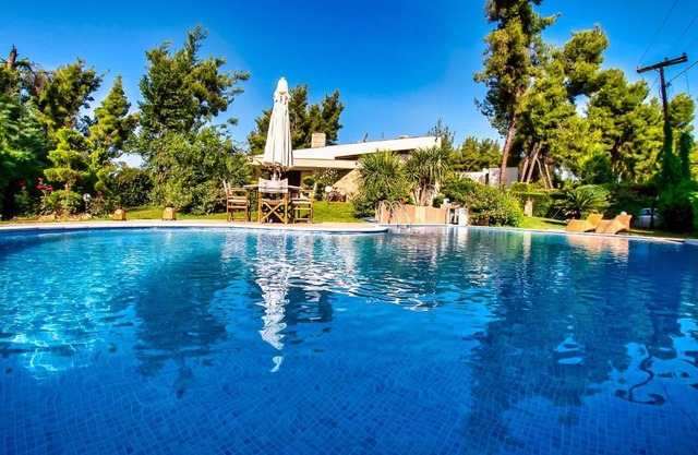 Sani Green Villa