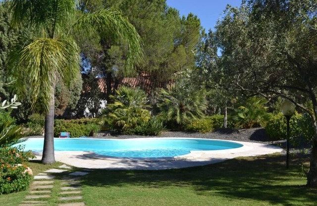 Santa Margherita Di Pula: House/Villa - PULA